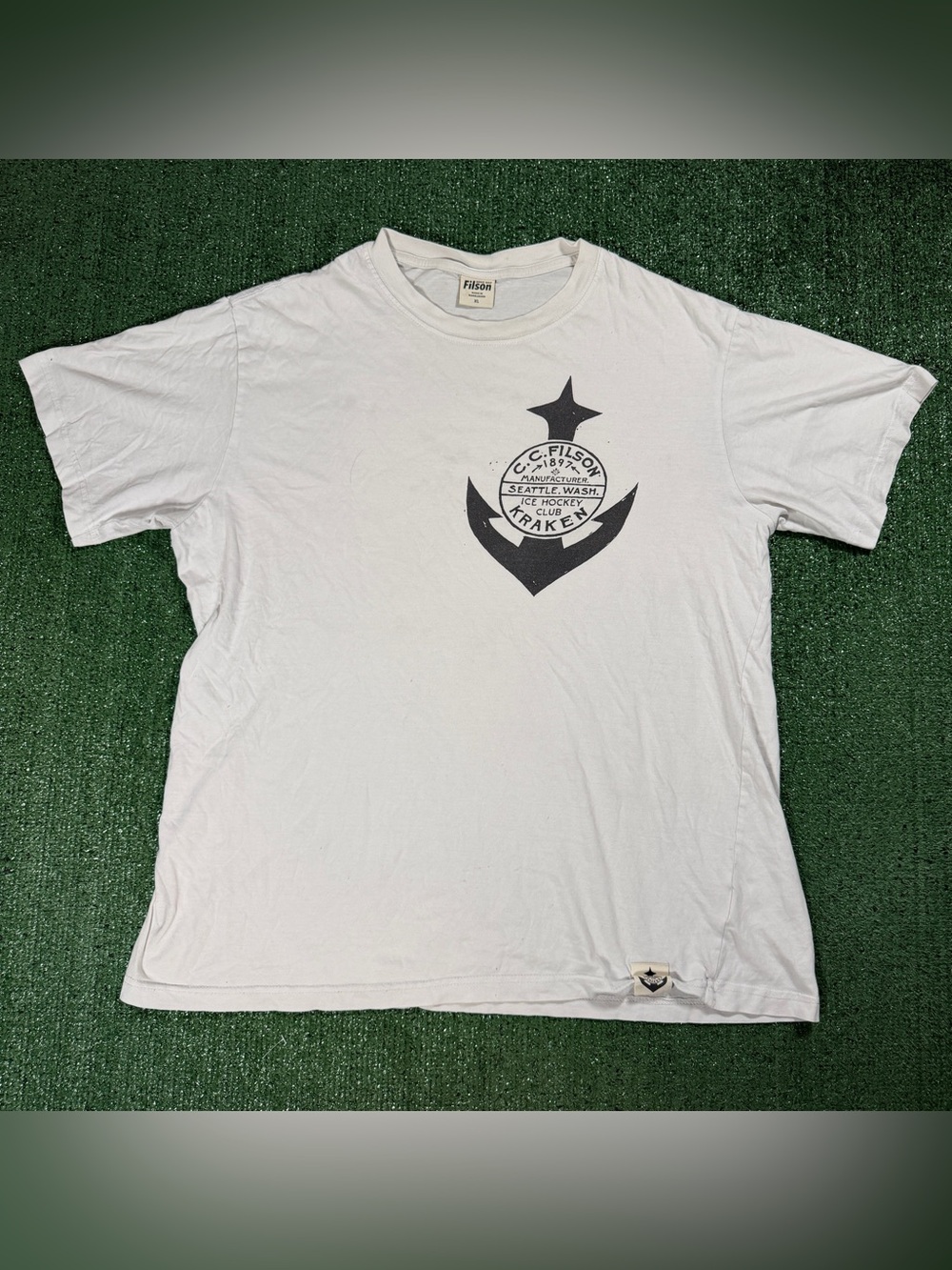 Filson Seattle Kraken T-Shirt Size XL White Graphic